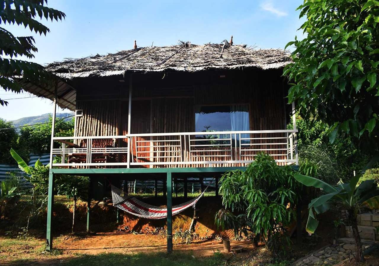 Koomankolly Resort Thirunelly Exteriör bild