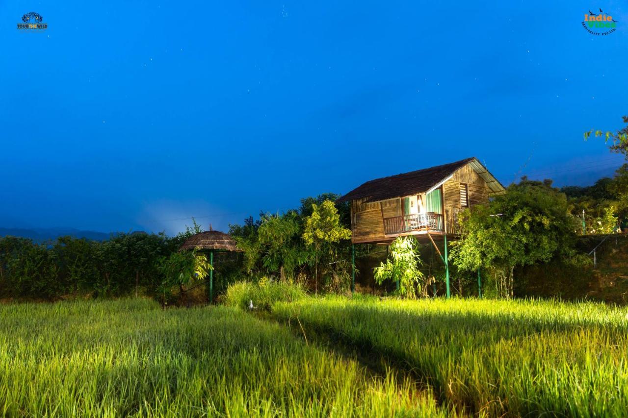 Koomankolly Resort Thirunelly Exteriör bild